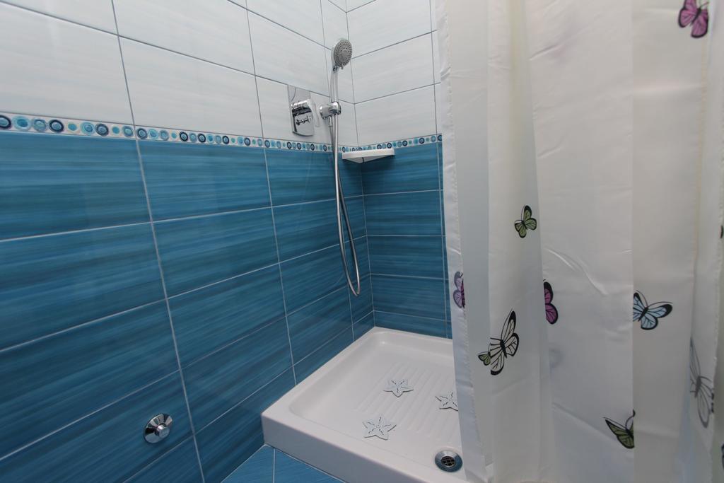 Apartment Mitton 2 Rovigno Esterno foto